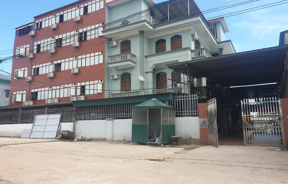Khu nhà trọ công nhân tại xã Quảng Long, huyện Hải Hả.