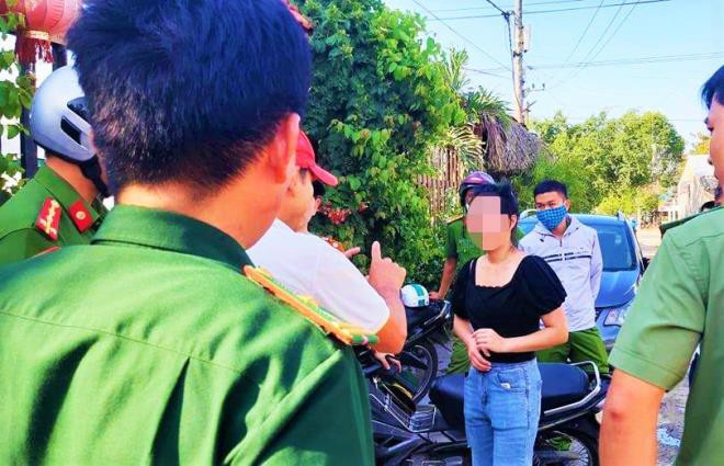 Lực lượng chức năng phát hiện 21 người Trung Quốc nhập cảnh trái phép vào Quảng Nam. (Ảnh: VTC News)