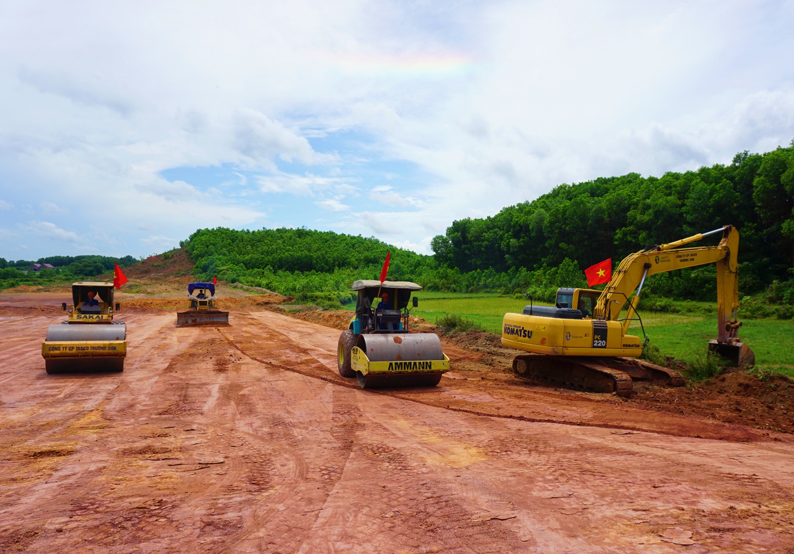 Vượt kế hoạch thời gian GPMB cao tốc Vân Đồn - Móng Cái