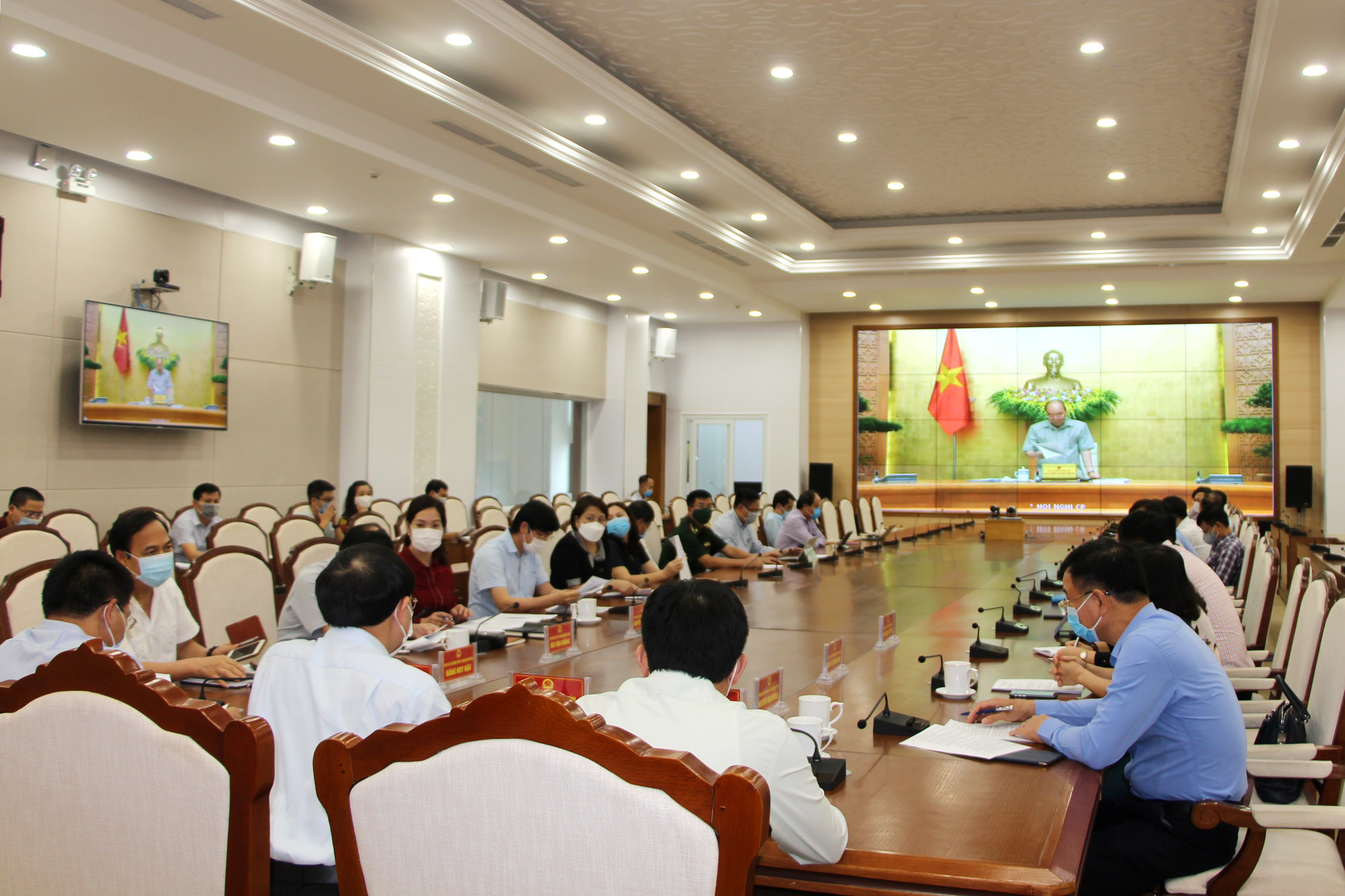 Quảng Ninh tham dự cuộc họp trực tuyến Chính phủ về phòng, chống dịch COVID-19.