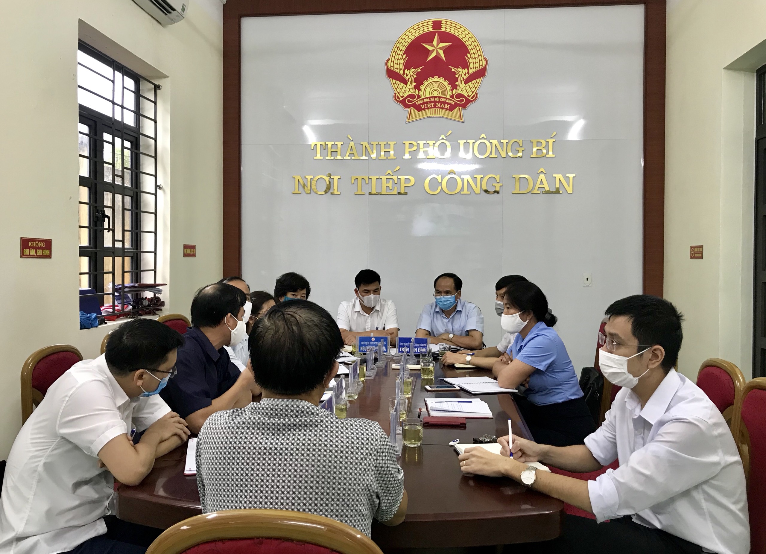 Một buổi tiếp công dân định kỳ của UBND TP Uông Bí.
