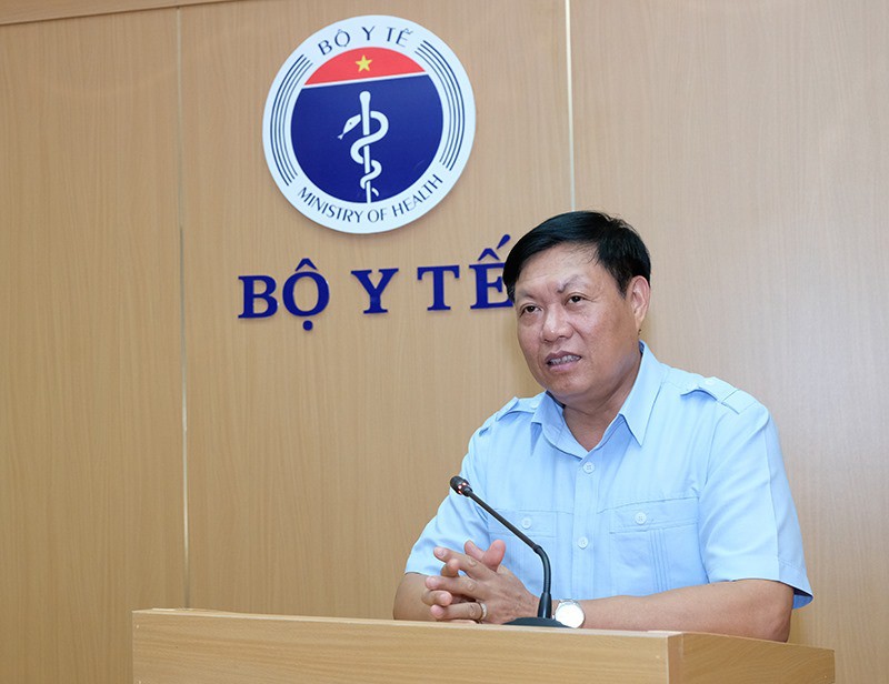 Thứ trưởng Bộ Y tế Đỗ Xuân Tuyên phát biểu tại Lễ tiếp nhận. (Ảnh: Trần Minh- Báo SKĐS)