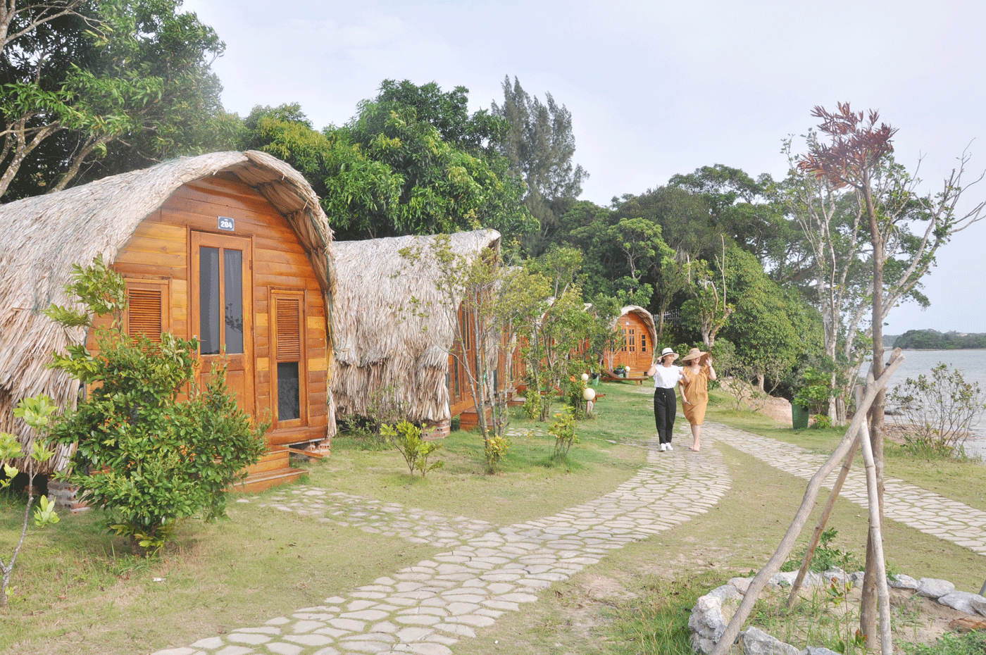Khu du lịch CoTo Vilage được cá nhân đầu tư theo mô hình du lịch sinh thái tại xã Đồng Tiến, Cô Tô.