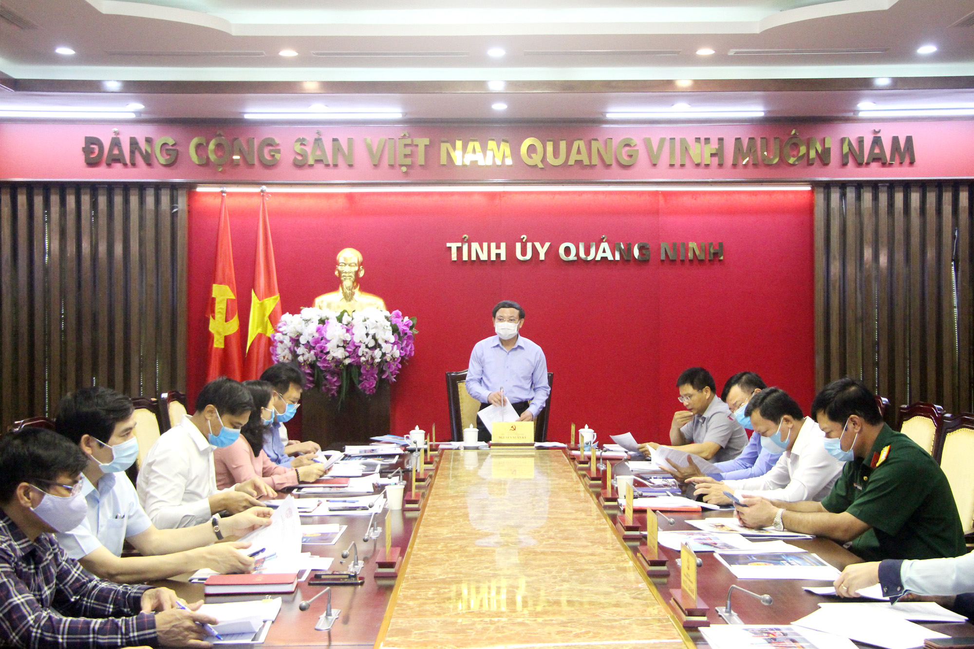 Ban Thường vụ Tỉnh ủy kiểm điểm tiến độ công tác chuẩn bị Đại hội Đại biểu Đảng bộ tỉnh lần thứ XV
