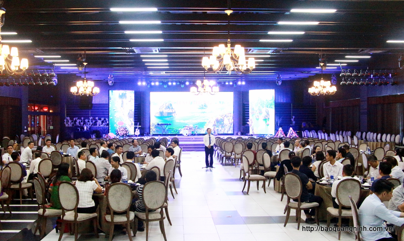 Huyện Vân Đồn tổ chức Hội nghị tiếp xúc, gặp gỡ doanh nghiệp, doanh nhân quý III/2019