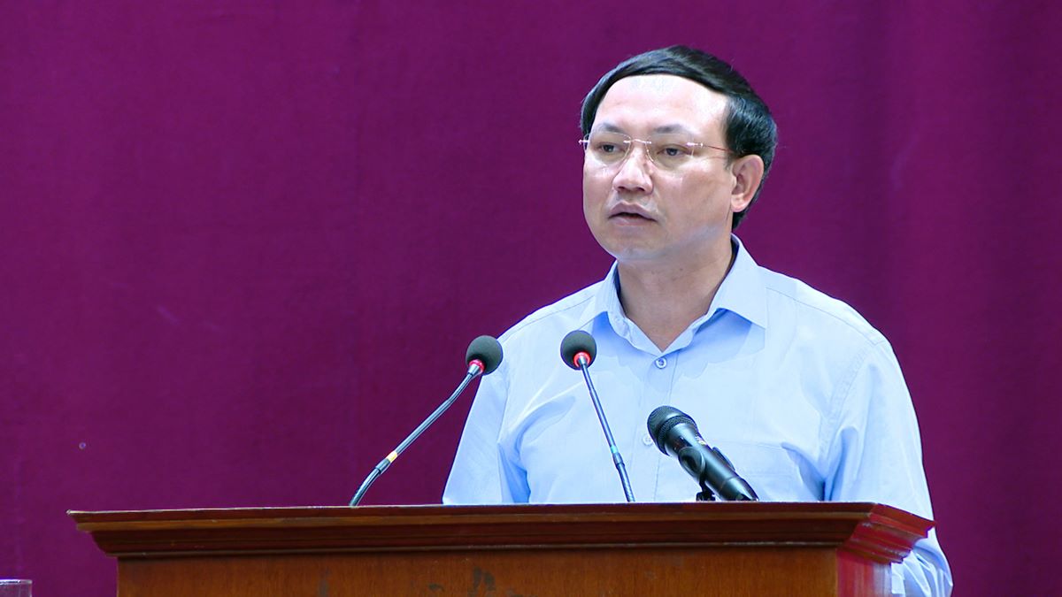 Đồng chí Nguyễn Xuân Ký, Bí thư Tỉnh ủy, Chủ tịch HĐND tỉnh phát biểu kết luận hội nghị.