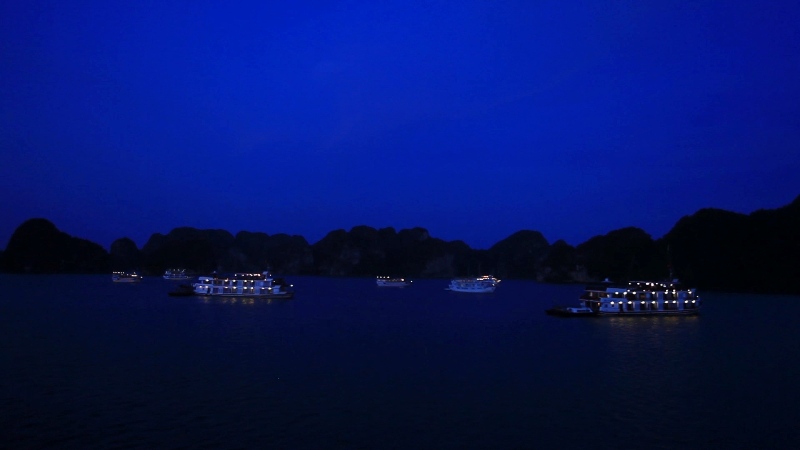 Nghỉ đêm trên Vịnh là một sản phẩm du lịch độc đáo của Quảng Ninh