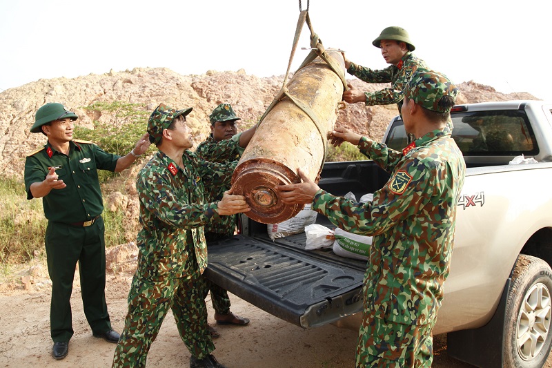 Lực lượng Công binh, Bộ CHQS tỉnh Quảng Ninh di dời thành công quả bom nặng gần 450 kg