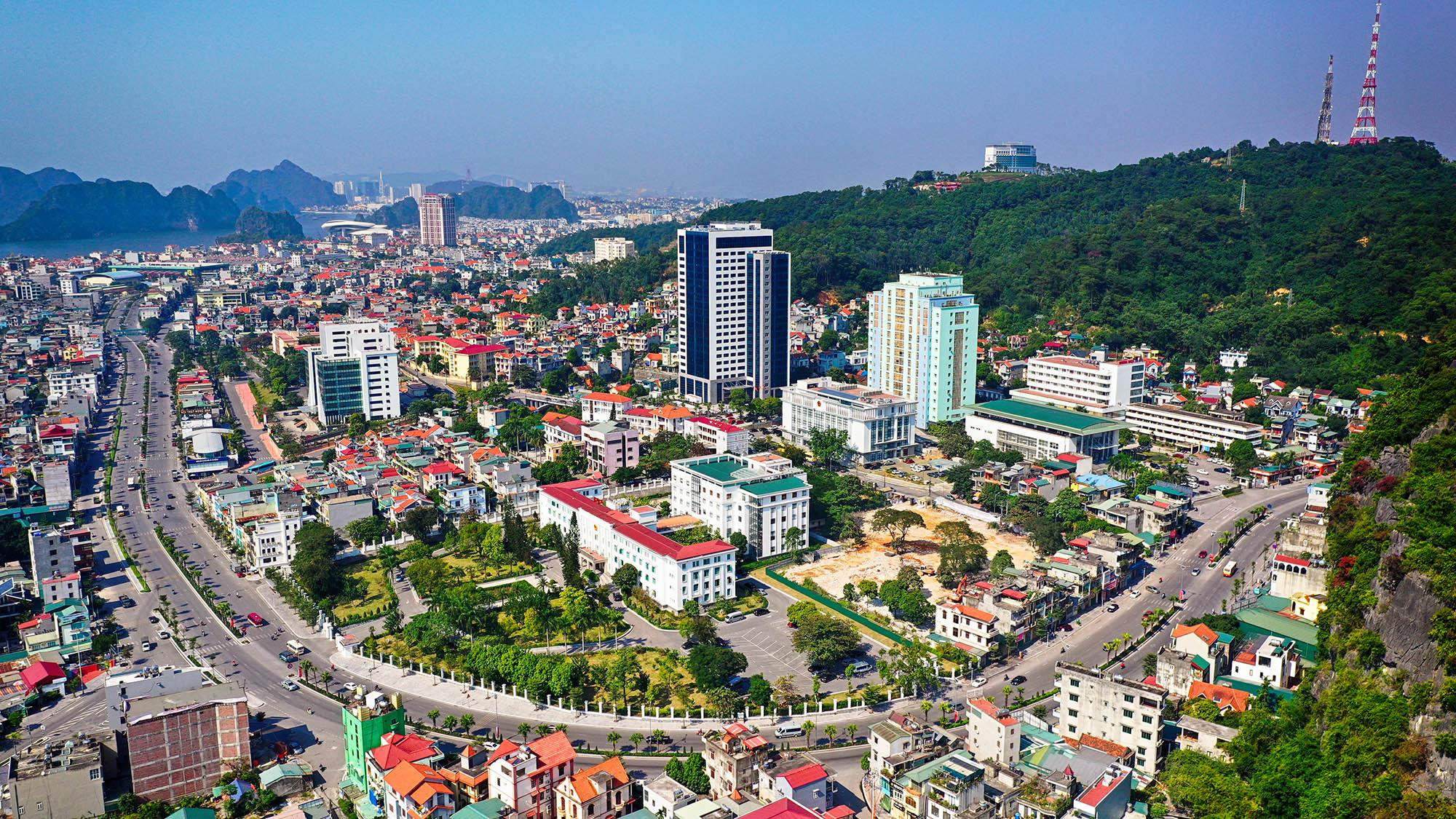 TP Hạ Long - tâm phát triển của tỉnh Quảng Ninh.