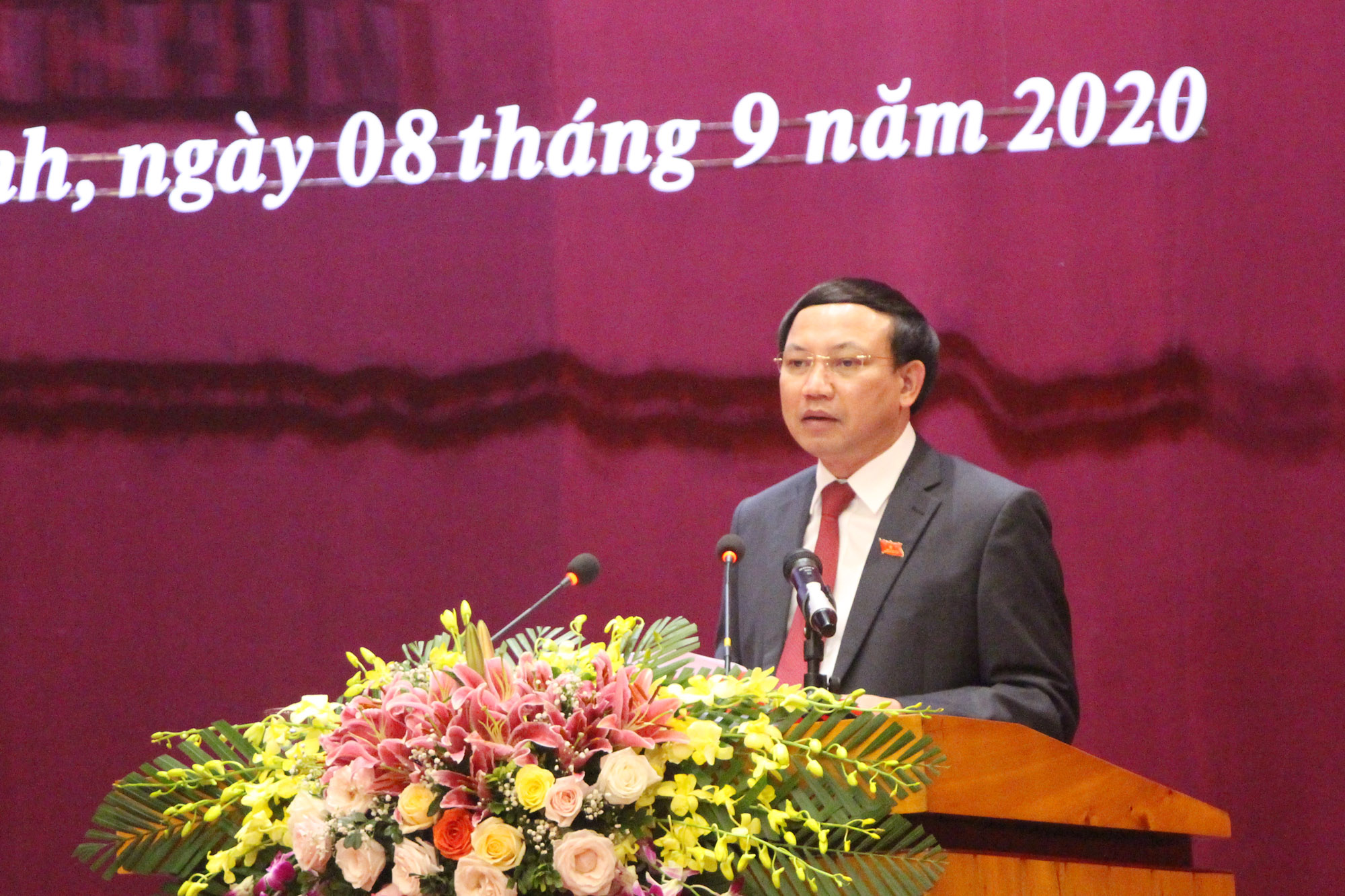 Đồng chí Nguyễn Xuân Ký, Bí thư Tỉnh ủy, Chủ tịch HĐND tỉnh, phát biểu bế mạc kỳ họp.