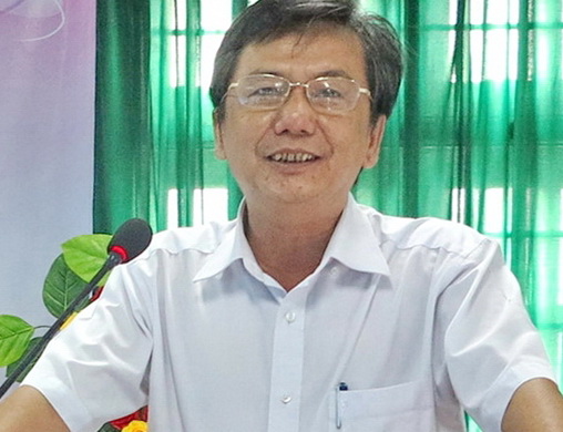 Ông Võ Ngọc Hòa, nguyên Chủ tịch UBND huyện Đông Hòa và nguyên Phó Chủ tịch UBND huyện Lê Tấn Thảo đều bị khởi tố