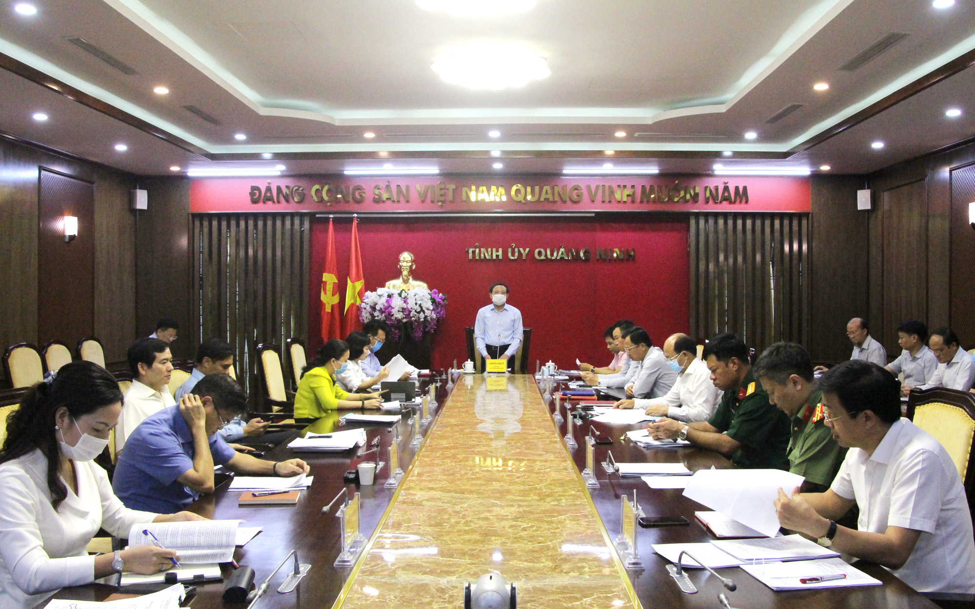 Đồng chí Nguyễn Xuân Ký, Bí thư Tỉnh ủy, Chủ tịch HĐND tỉnh, kết luận hội nghị.