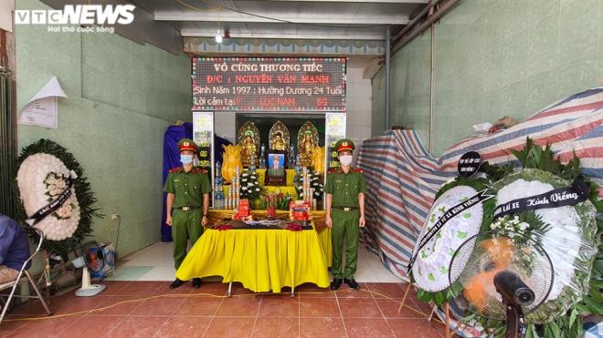 Tang lễ cảnh sát cơ động ở Bắc Giang hy sinh khi làm nhiệm vụ.