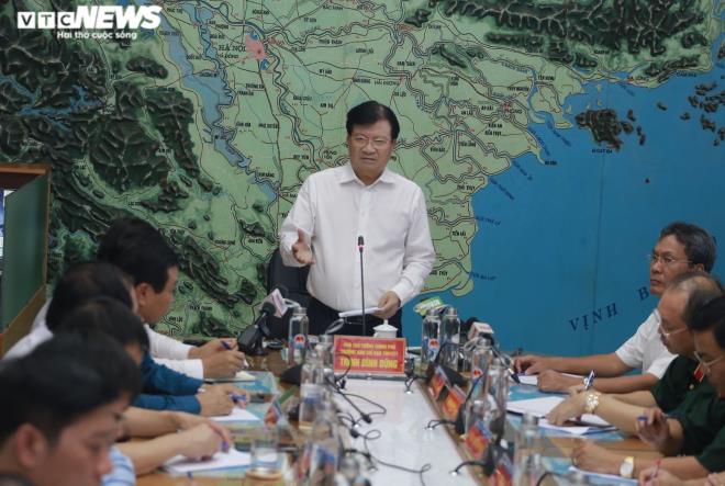 Phó Thủ tướng Trịnh Đình Dũng kết luận cuộc họp.