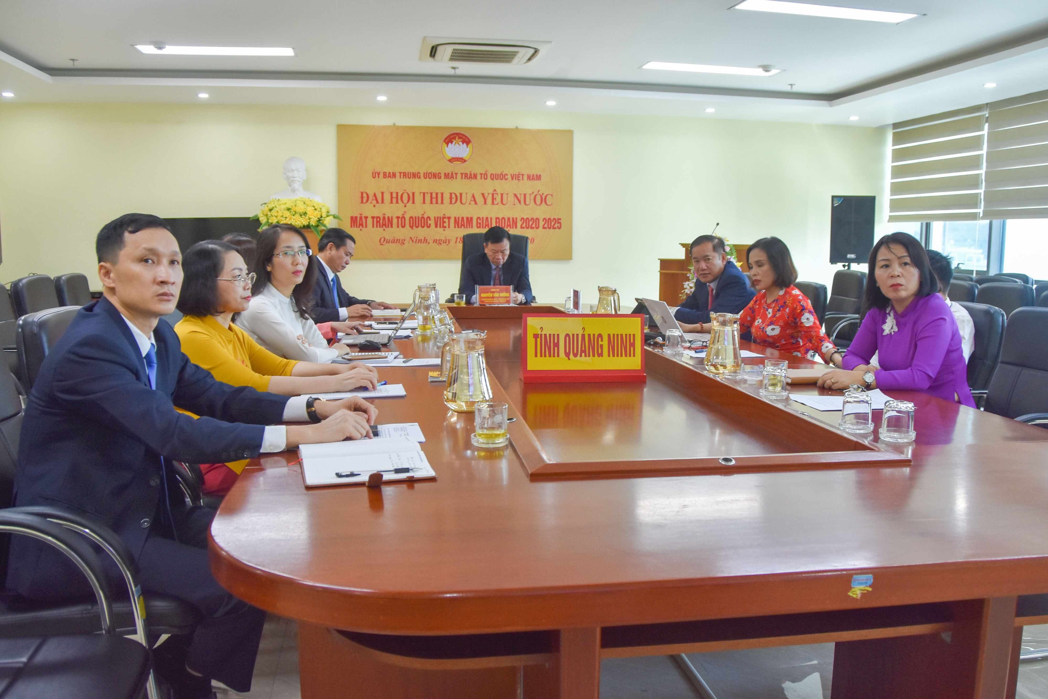 Các đại biểu tham dự đại hội tại điểm cầu Quảng Ninh.