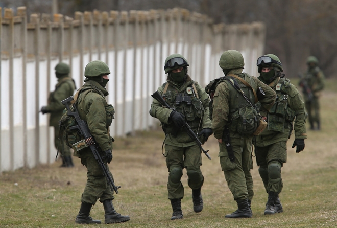 Quân nhân Nga ở Crimea. Ảnh: ITN