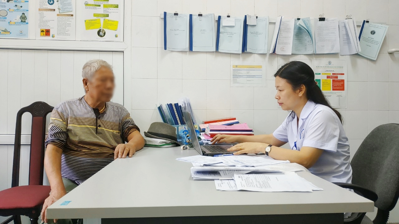Ảnh: Bác sĩ Vũ Minh Hạnh, Phó Giám đốc Bệnh viện Bảo vệ sức khỏe tâm thần tỉnh
