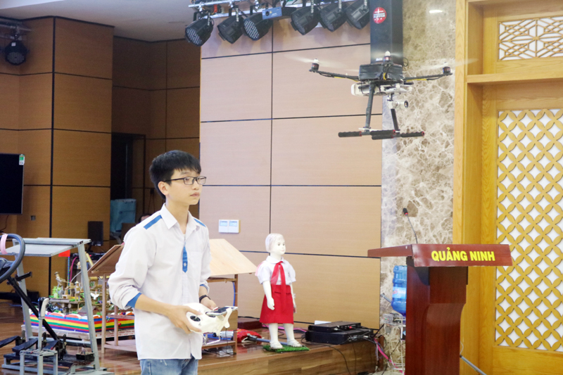 Thời gian qua, Quảng Ninh đã tổ chức nhiều cuộc thi tìm kiếm ý tưởng sáng tạo, với mục tiêu phát huy khả năng sáng tạo trong cộng đồng, qua đó thúc đẩy phát triển doanh nghiệp đổi mới sáng tạo. (Trong ảnh: Cuộc thi sáng tạo TTNNĐ tỉnh lần thứ V, năm 2019)