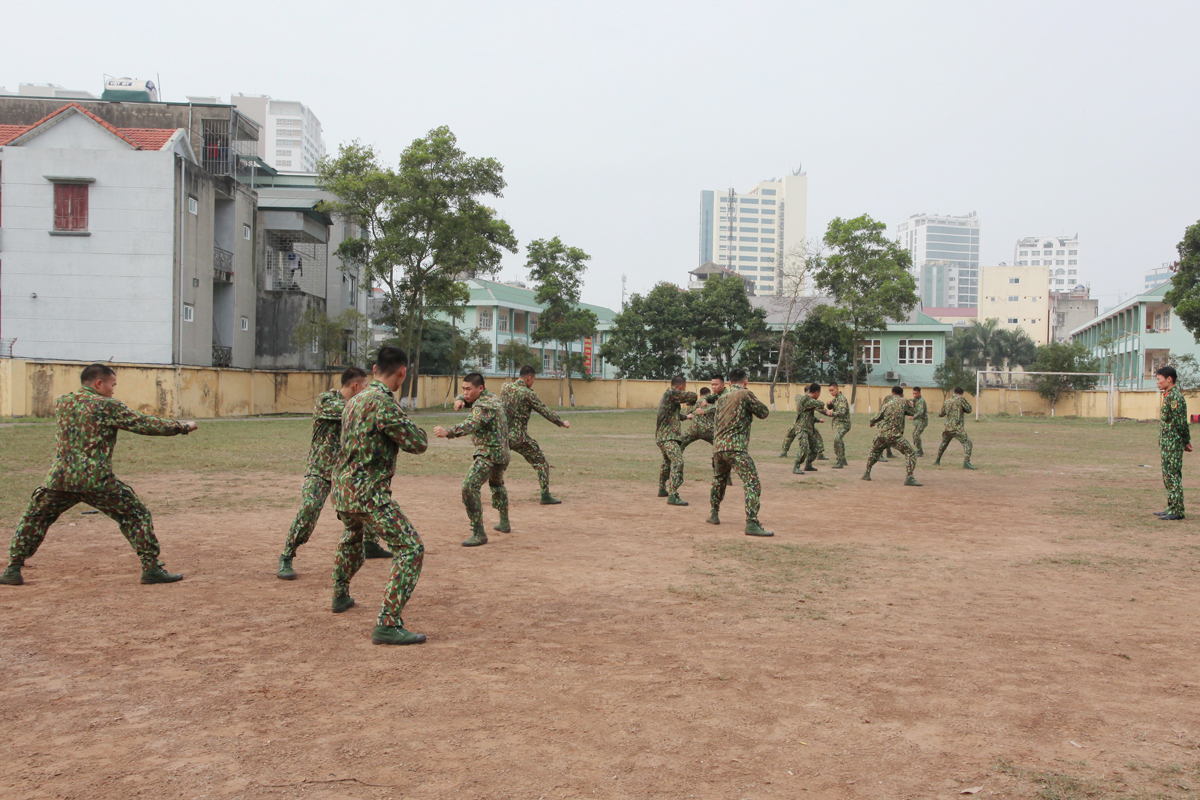 Lực lượng trinh sát Bộ CHQS tỉnh, luyện tập các phướng án SSCĐ.