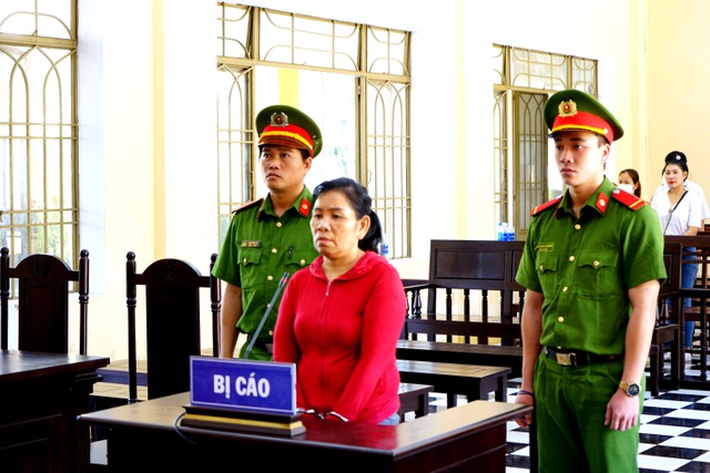 Bị cáo Nguyễn Thị Tươi tại phiên tòa ngày 25/9