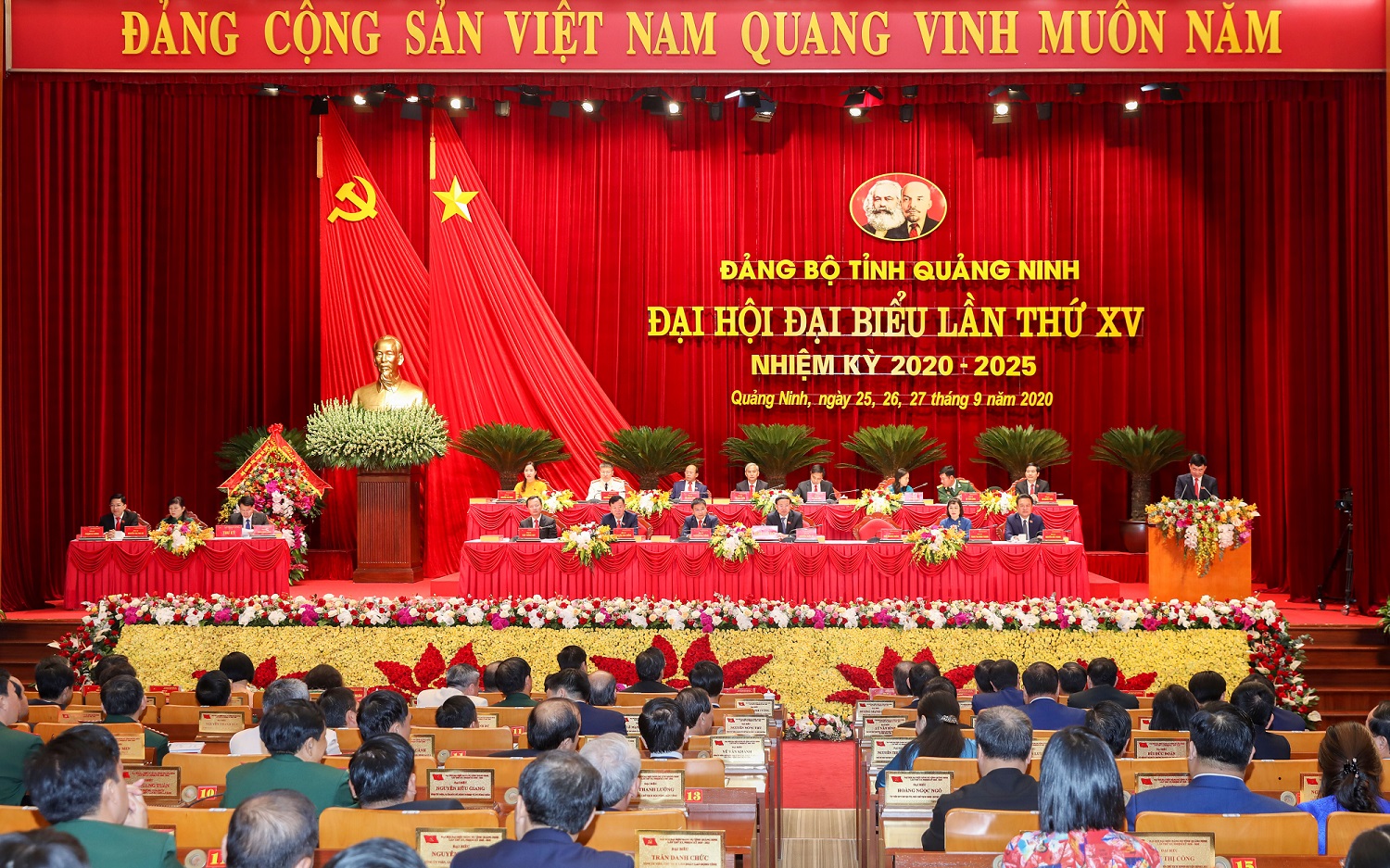 Đại hội Đại biểu Đảng bộ tỉnh Quảng Ninh lần thứ XV bắt đầu phiên bế mạc