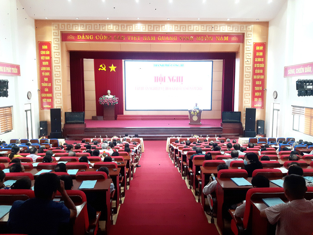 Tập huấn nghiệp vụ về hòa giải ở cơ sở cho hòa giải viên cơ sở tại TP Uông Bí, ngày 25/9/2020.