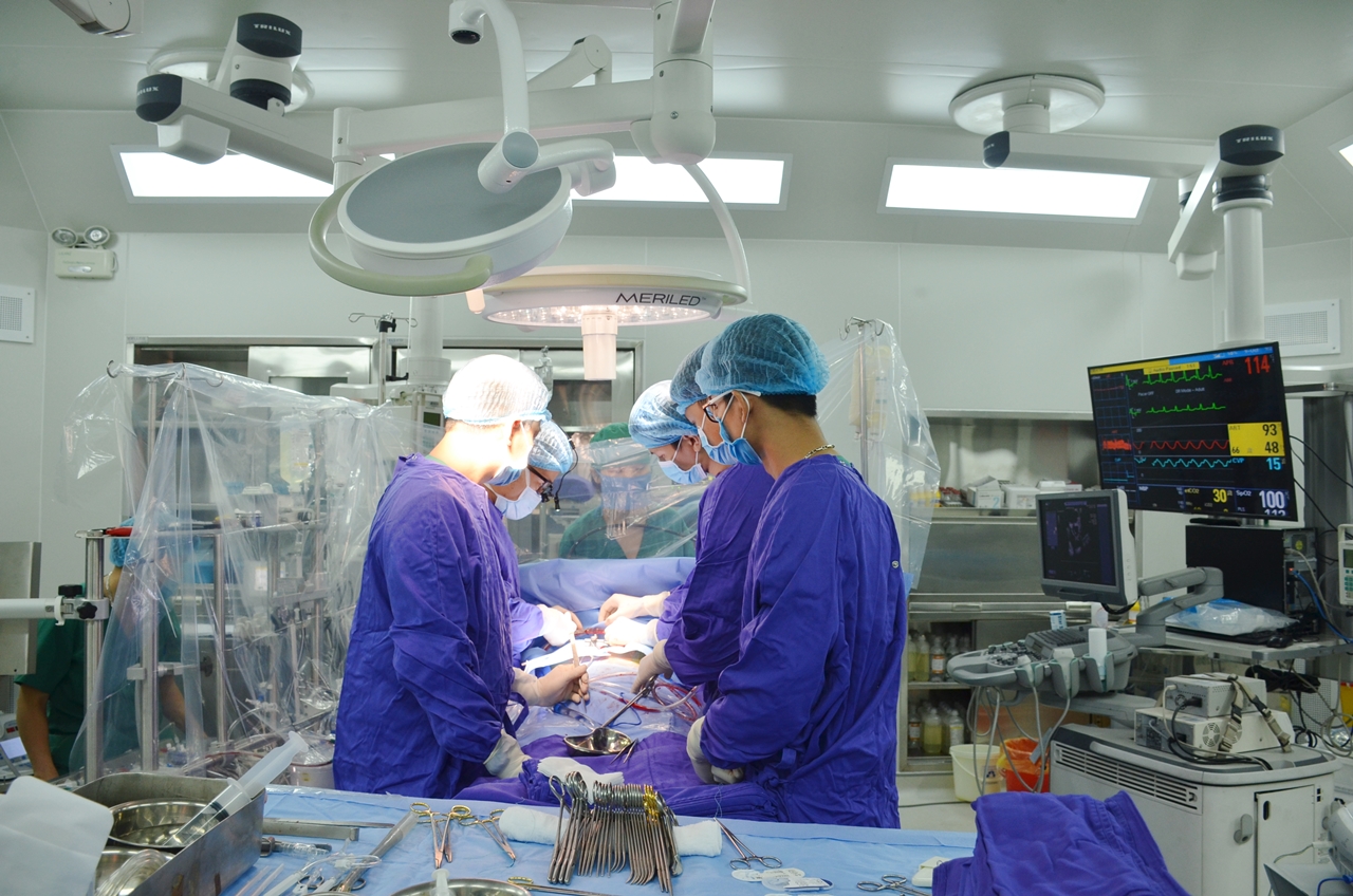 Ca phẫu thuật tim hở tại Bệnh viện Đa khoa tỉnh Quảng Ninh.