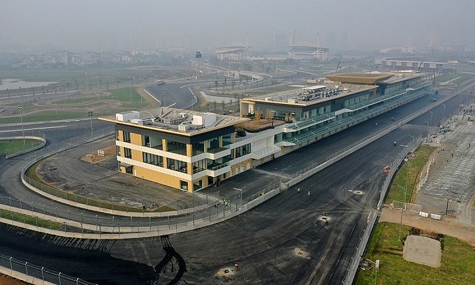 Tòa nhà Pit - công trình quan trọng nhất của trường đua Hà Nội - được chuẩn bị cho chặng đua vào tháng 2/2020. Ảnh: Ngọc Thành.