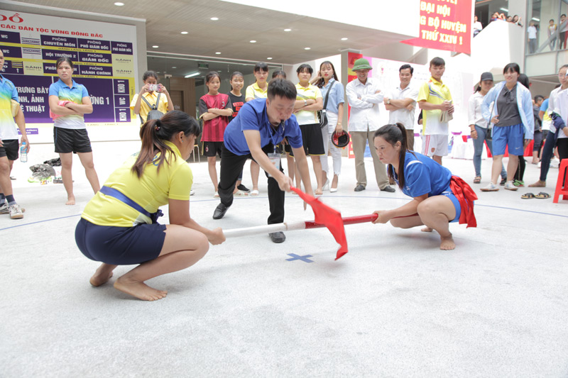 Thi đẩy gậy tại Tuần Văn hóa, thể thao các dân tộc vùng Đông Bắc tỉnh Quảng Ninh lần thứ II - 2018.