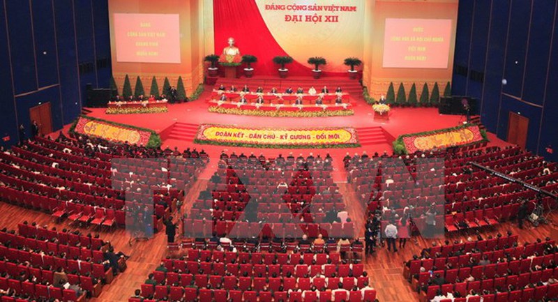 Dự thảo báo cáo chính trị của Ban Chấp hành Trung ương Đảng khóa XII tại Đại hội đại biểu toàn quốc lần thứ XIII của Đảng