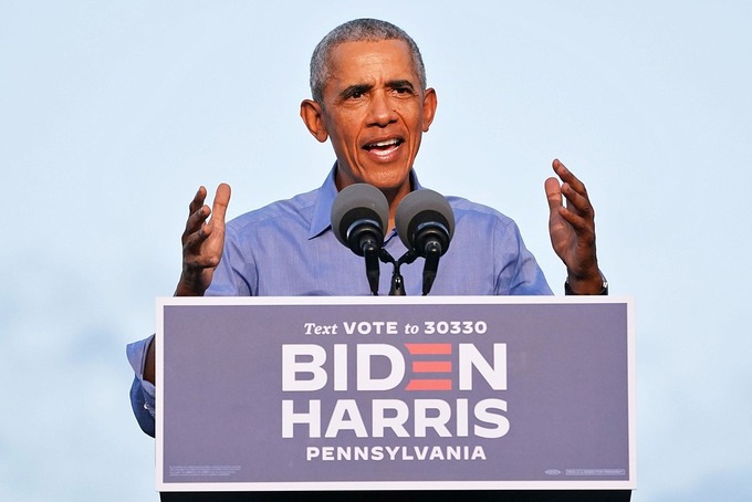 Cựu tổng thống Mỹ Barack Obama trong cuộc vận động tranh cử cho ứng viên Joe Biden tại Pennsylvania hôm 21/10. Ảnh: Reuters