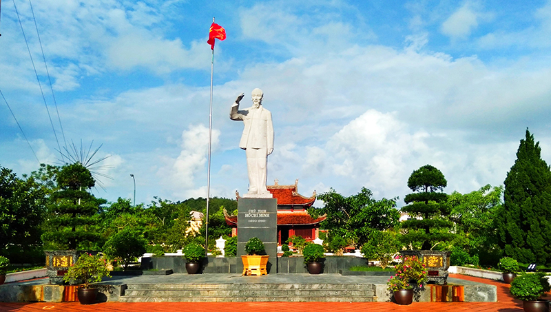Khu di tích lịch sử Hồ Chủ tịch trên đảo Cô Tô là 1 trong 54 Di tích cấp Quốc gia trên địa bàn Quảng Ninh.