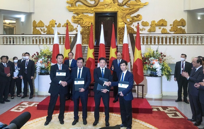  ký kết biên bản ghi nhớ Dự án Nhà máy điện khí LNG Quảng Ninh trong khuôn khổ chuyến thăm của Thủ tướng Nhật Bản Suga Yoshihide vào cuối tháng 10/2020. Ảnh: EVN