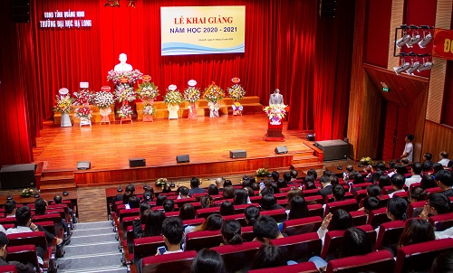 Trường Đại học Hạ Long khai giảng năm học 2020 - 2021