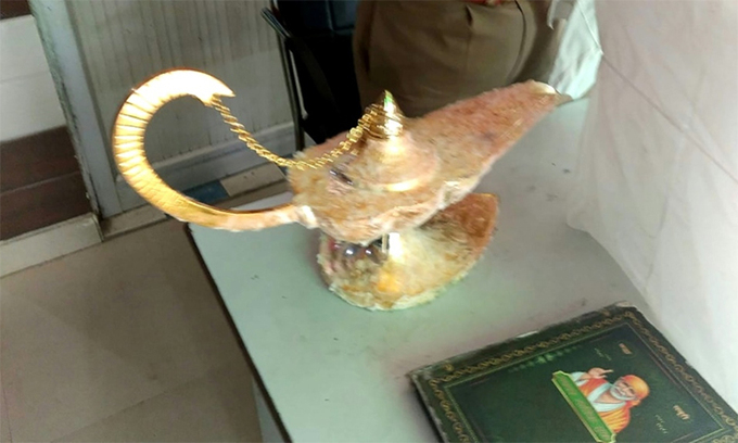 Tang vật trong vụ lừa bán 