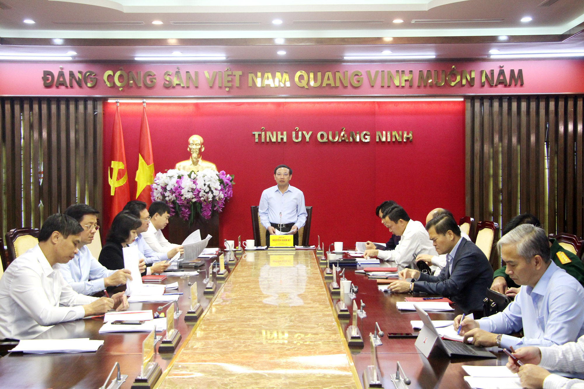 Đồng chí Nguyễn Xuân Ký, Bí thư Tỉnh ủy, Chủ tịch HĐND tỉnh, kết luận hội nghị,