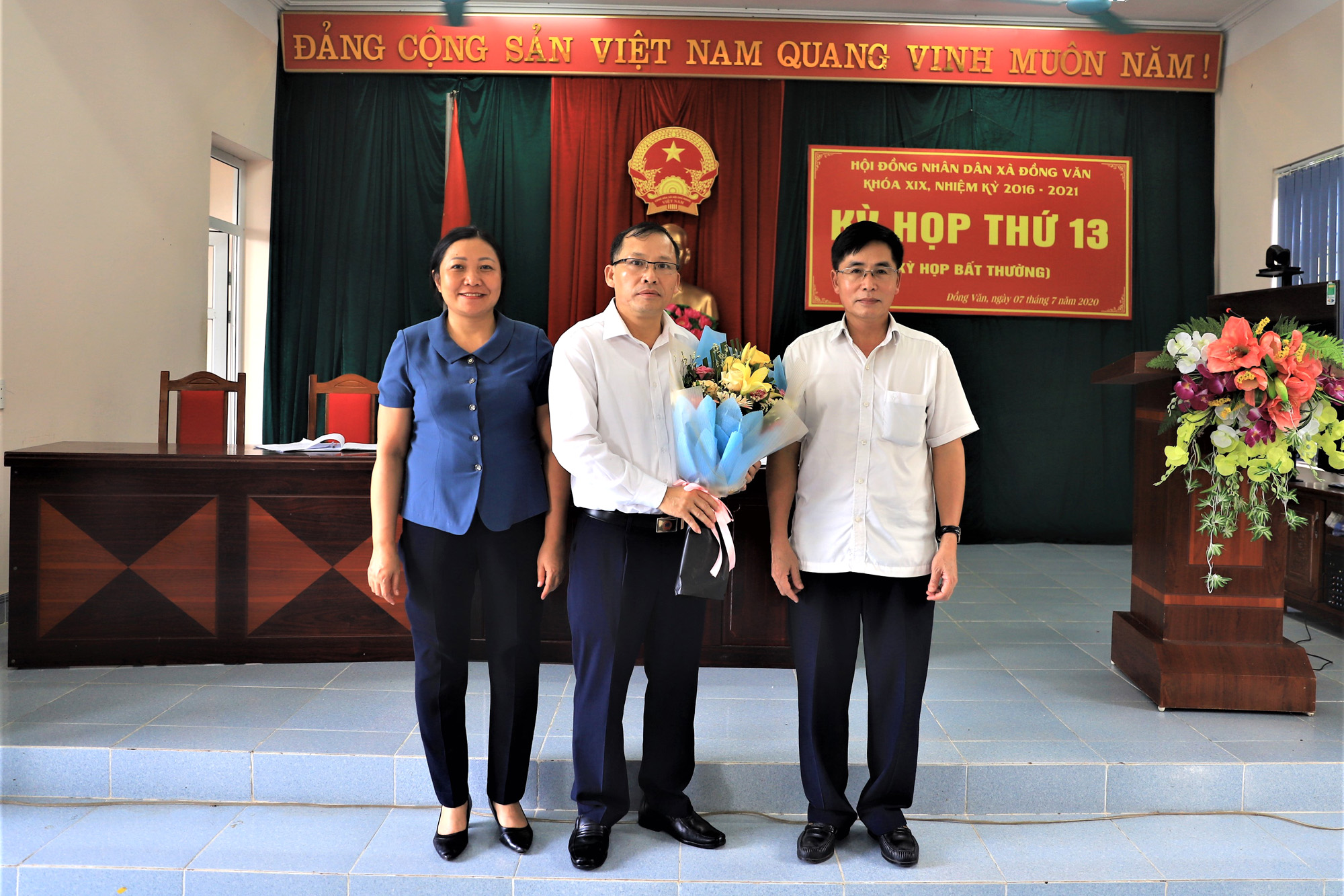 Đồng chí Mạ Dì Sơn, nguyên Phó Chủ tịch Thường trực MTTQ huyện được Huyện ủy Bình Liêu điều động giữ chức vụ Bí thư Đảng ủy xã Đồng Văn nhiệm kỳ 2020-2025, tháng 7/2020
