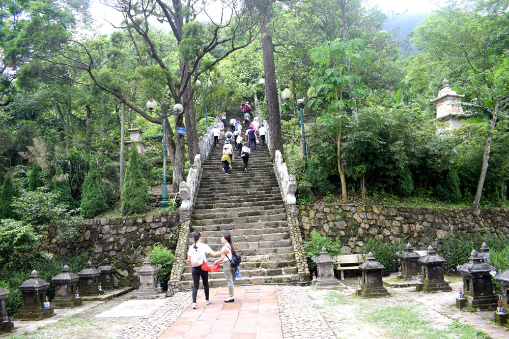 Khu vực chùa Hoa Hiên (Yên Tử) đã được nâng cấp nhiều hạng mục từ nguồn xã hội hóa