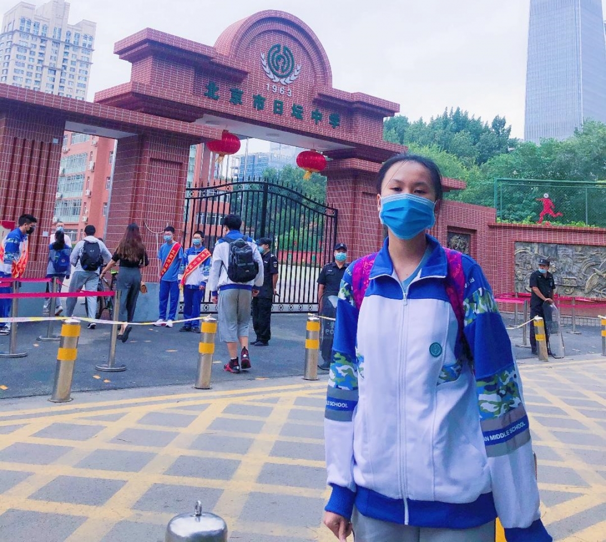 Cháu Lê Ngọc Linh, học sinh Việt Nam đang học tại trường Trung học Nhật Đàn, Bắc Kinh. Ảnh: NVCC.