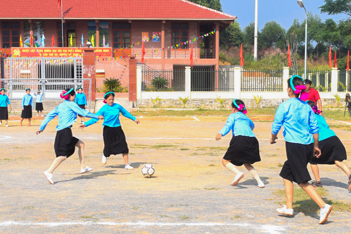 Xã Húc Động (huyện Bình Liêu) tổ chức Giải bóng đá nữ tháng 11/2020, là hoạt động khởi đầu của Tuần Văn hóa – Du lịch Bình Liêu 2020. Ảnh: Công Thành