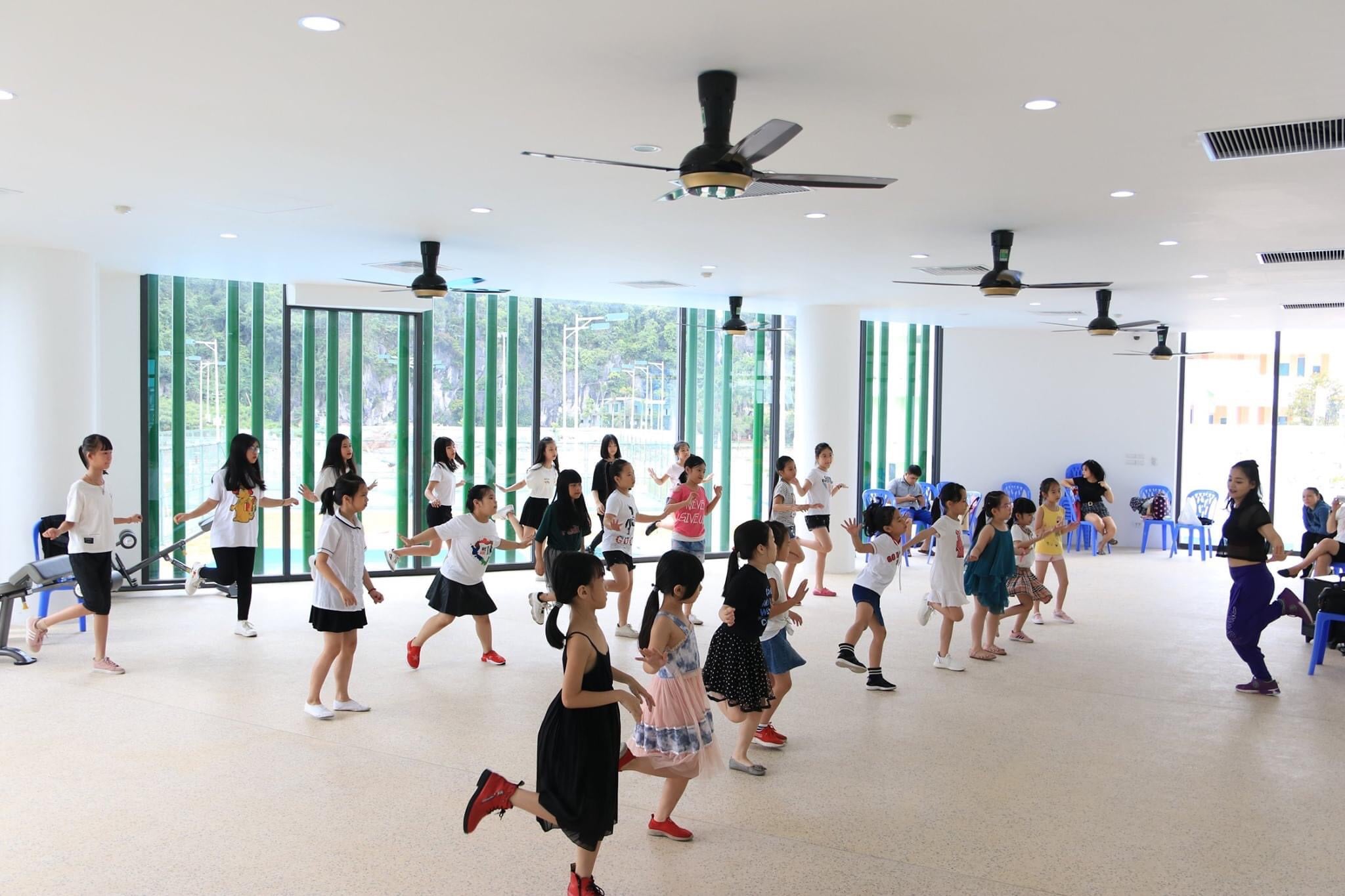 Lớp năng khiếu múa được tổ chức tại Cung Văn hóa thanh thiếu nhi tỉnh