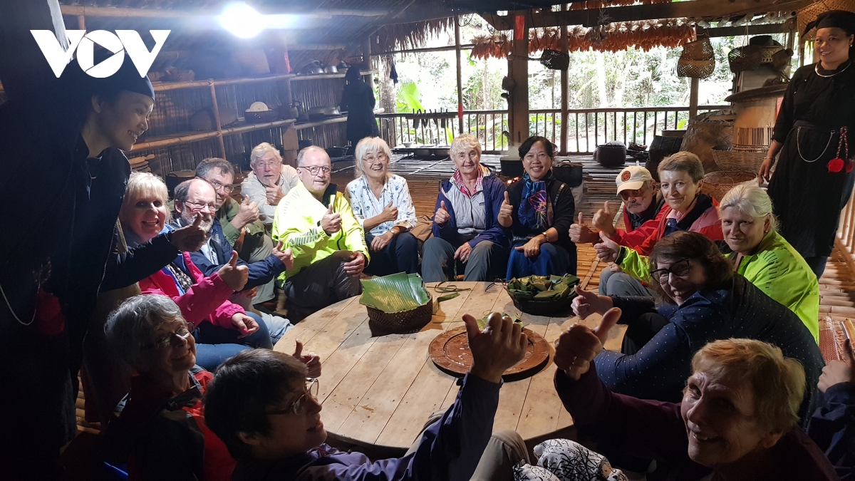 Khu bảo tồn Làng nhà sàn Dân tộc sinh thái Thái Hải (Thái Nguyên) thành công từ việc gìn giữ văn hóa truyền thống của dân tộc Tày.