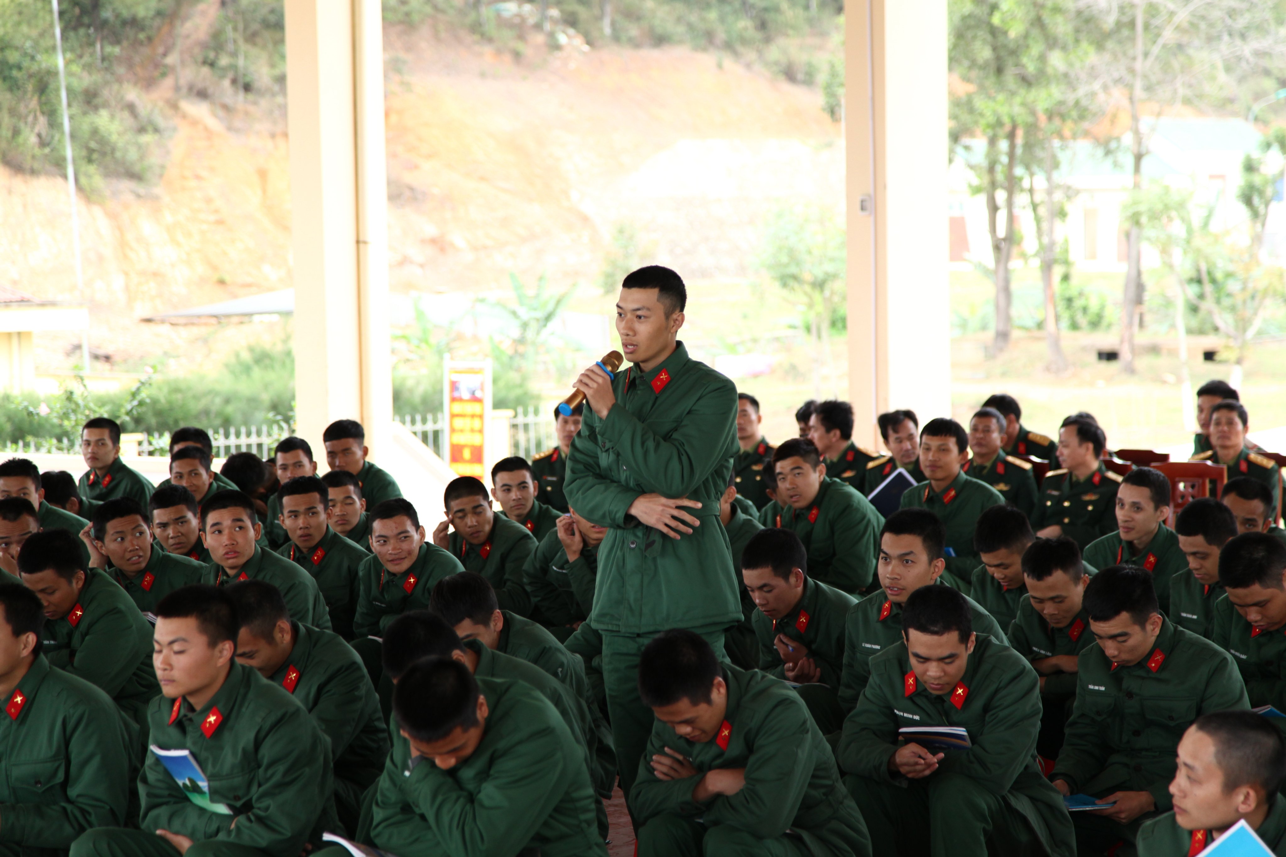 Trung đoàn 244 tổ chức Ngày Chính trị và văn hóa tinh thần cho bộ đội.