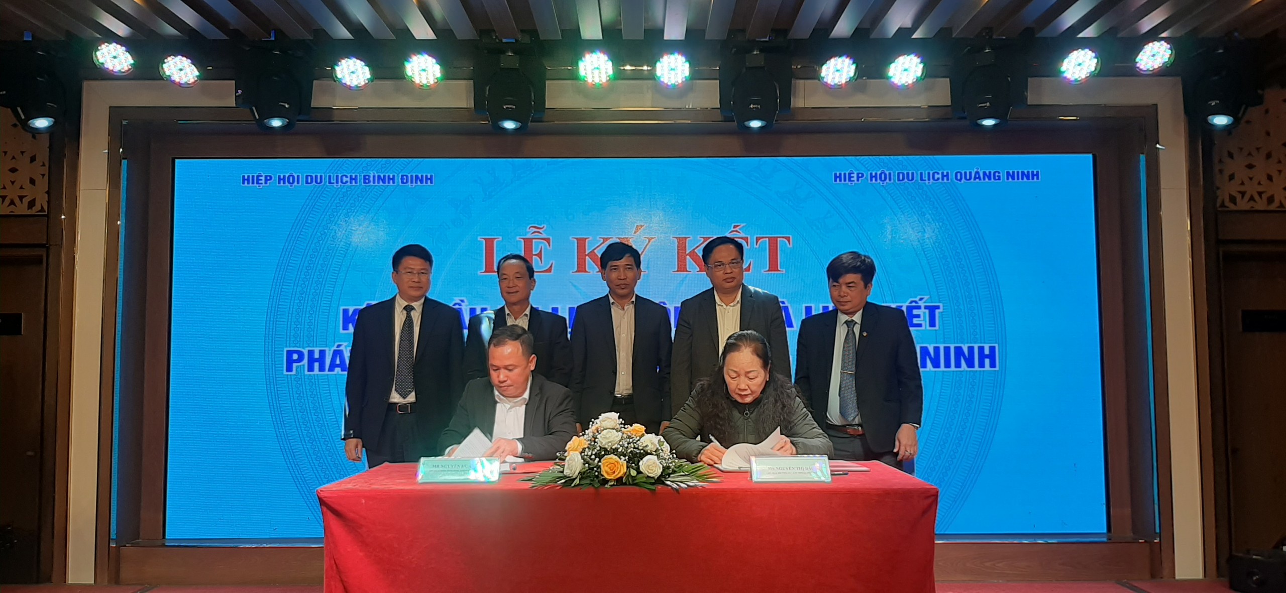 Hiệp hội Du lịch Quảng Ninh và Hiệp hội Du lịch Bình Định ký kết thỏa thuận hợp tác phát triển du lịch