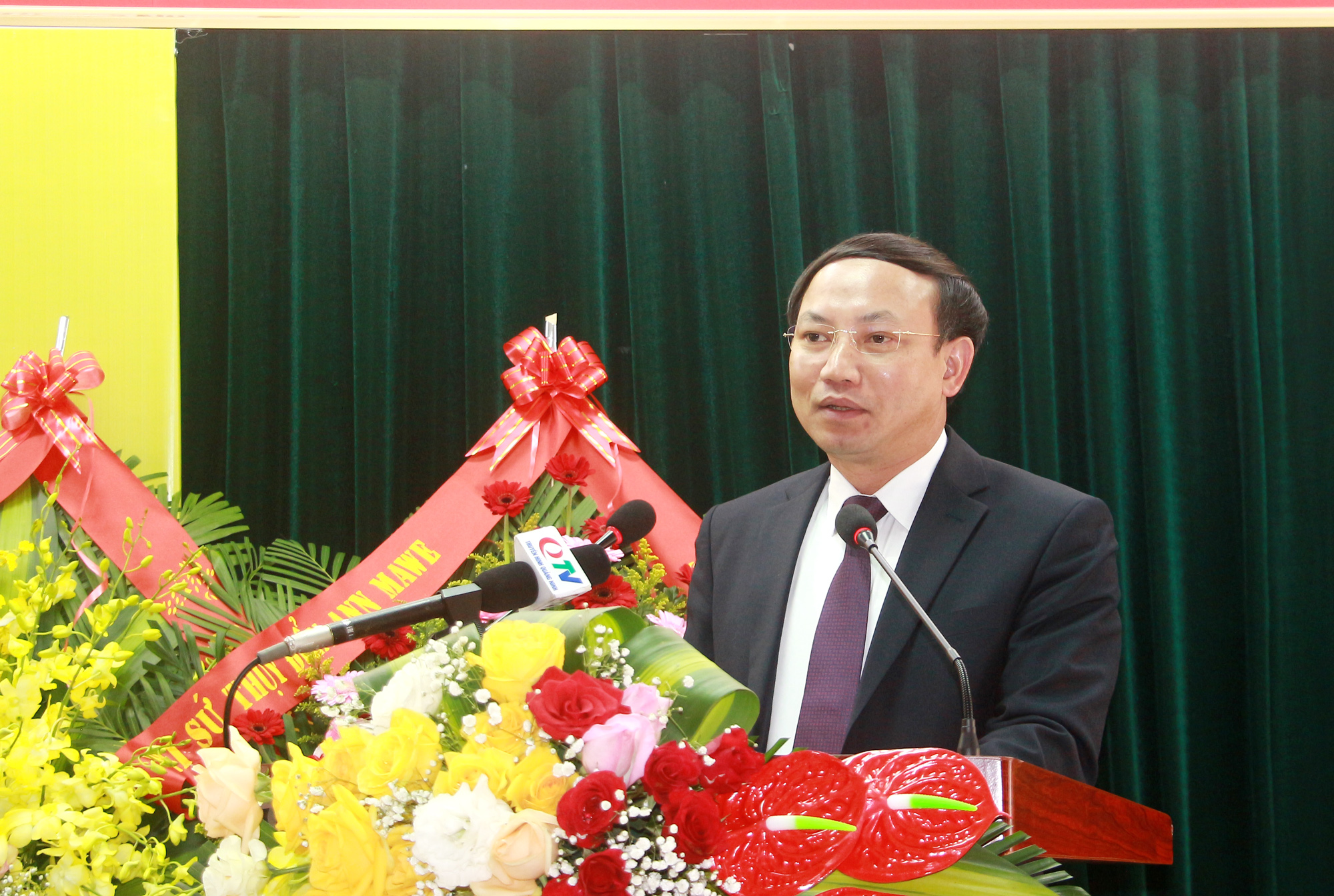 Đồng chí Nguyễn Xuân Ký, Bí thư Tỉnh ủy, Chủ tịch HĐND tỉnh, phát biểu tại buổi lễ.