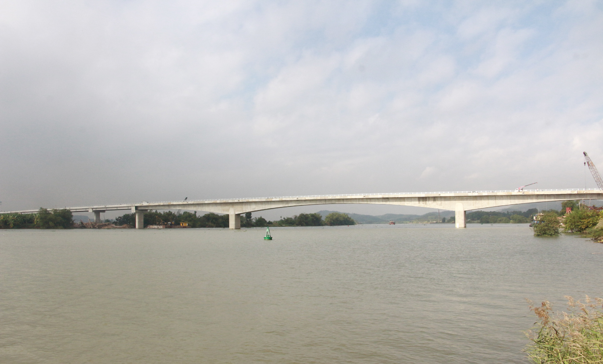 Công trình cầu Triều nối TX Đông Triều với TX Kinh Môn (Hải Dương) được hoàn thành, thông xe kỹ vào ngày 1/1/2020.