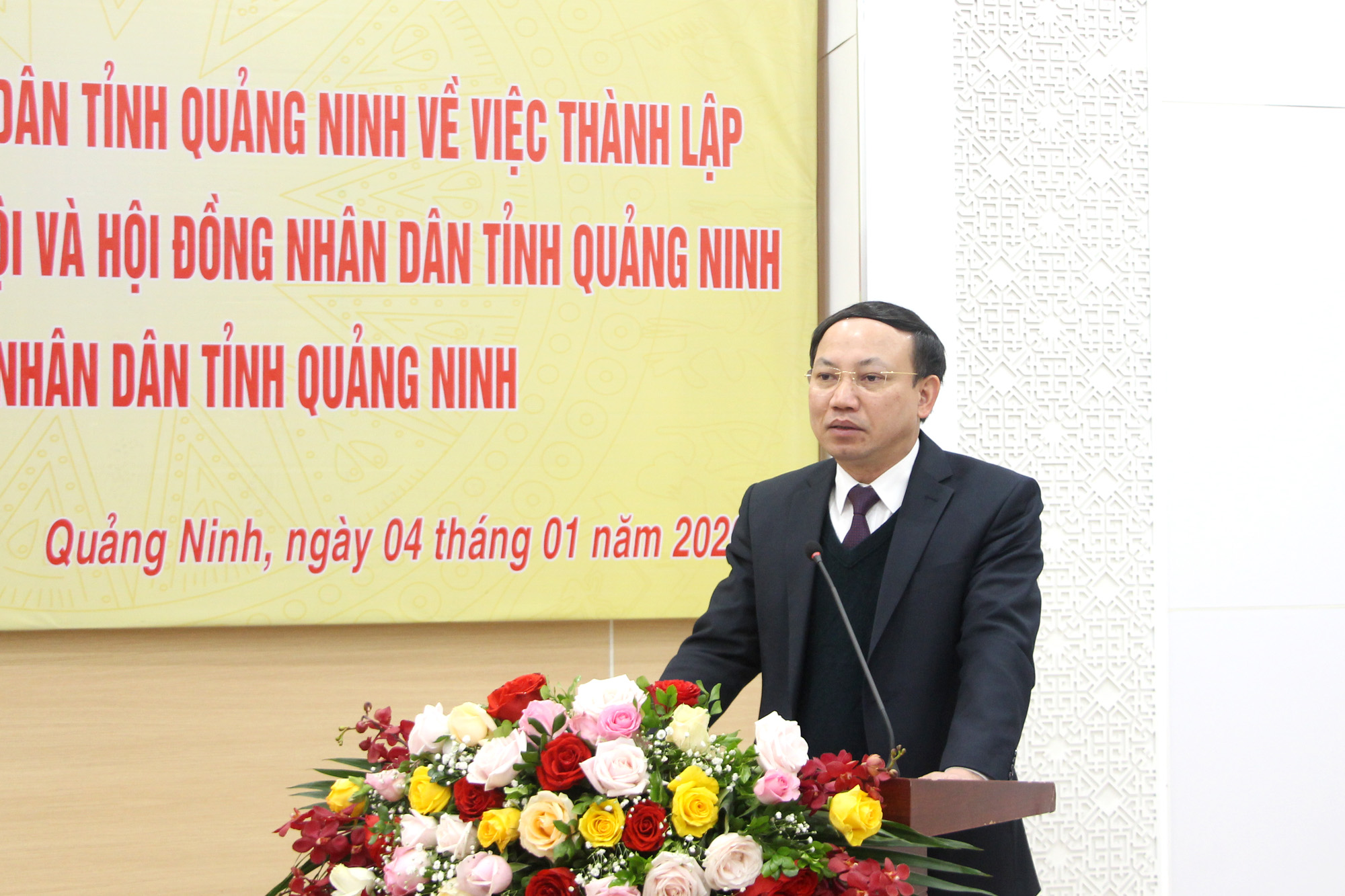 Đồng chí Nguyễn Xuân Ký, Bí thư Tỉnh ủy, Chủ tịch HĐND tỉnh phát biểu chỉ đạo tại buổi lễ.
