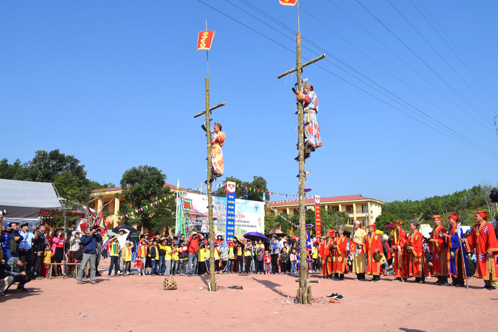 Quang cảnh Lễ hội Đại Phan của người Sán Dìu được tổ chức vào tháng 11/2020 tại xã Hải Lạng, huyện Tiên Yên.