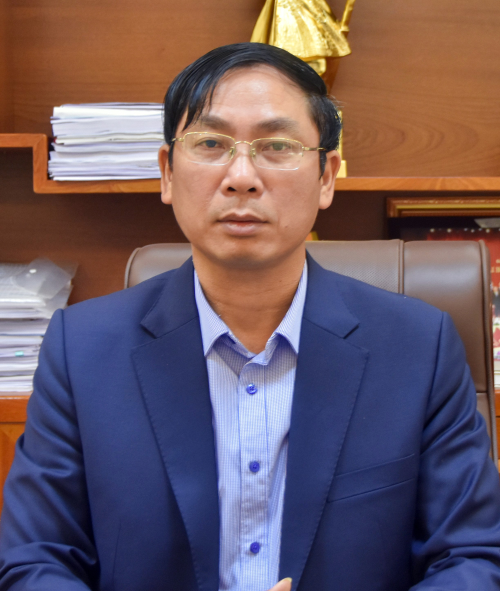 Đồng chí Hồ Đức Quang, Phó Bí thư Huyện ủy, Chủ tịch UBND huyện Hải Hà.