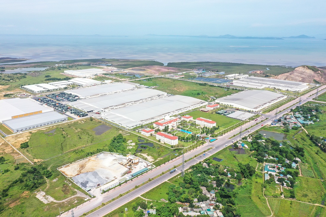 Một góc Khu công nghiệp cảng biển Hải Hà.